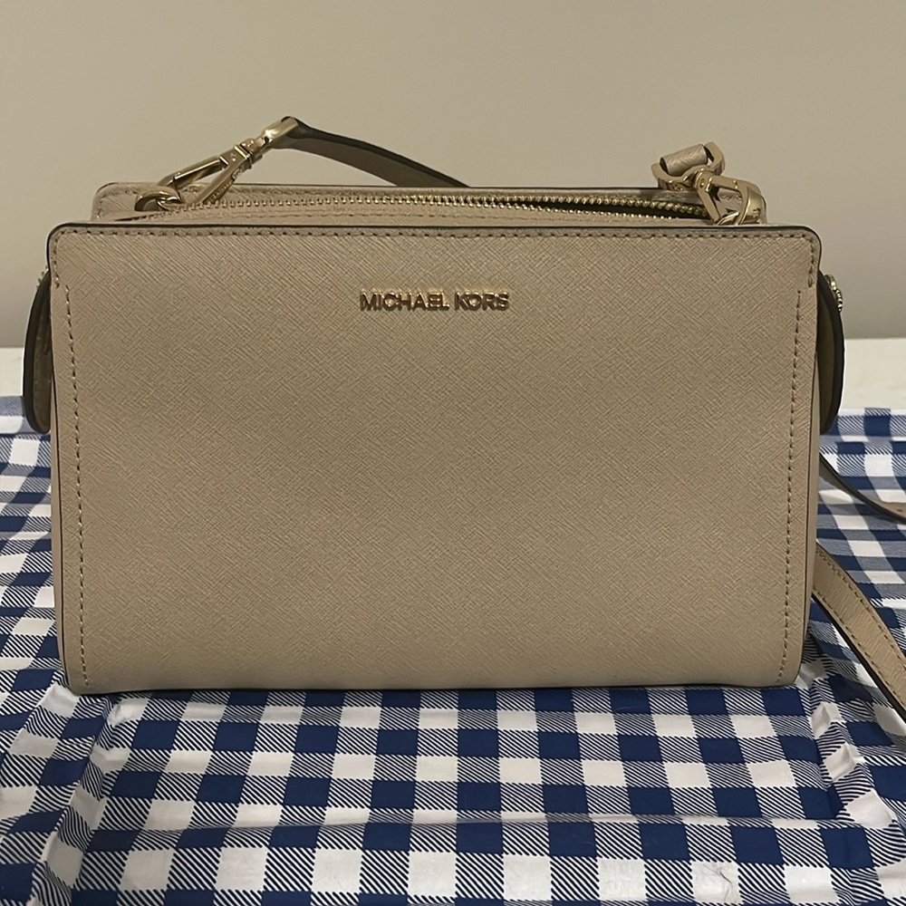 Michael Kors Crossbody